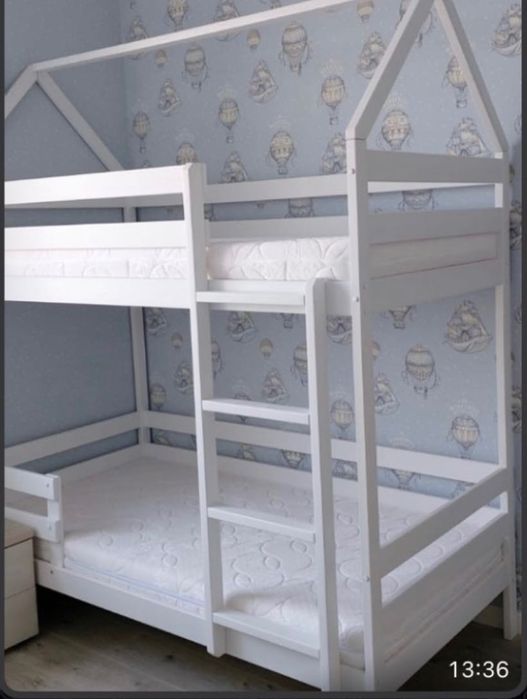 Продам 2-х ярусную кровать