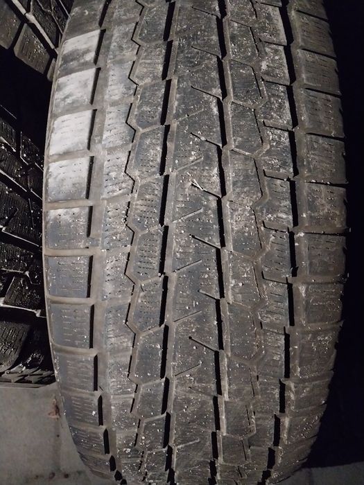 4 шины Yokohama 245 55 R19.