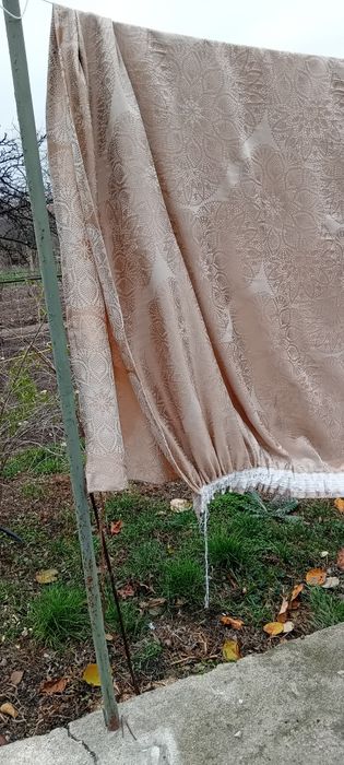 Пердета   плътни   пет броя височина   240 см различни ширина