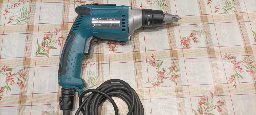 Makita FS6300R - 570W Електрически винтоверт