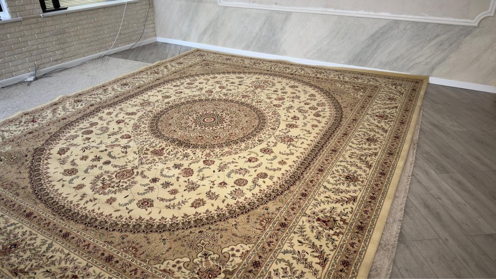 Турецский ковер.Турциялық кілем