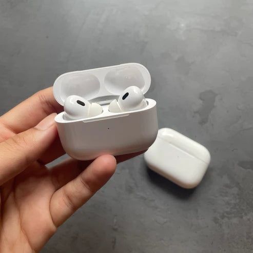 Продам Airpods Pro 2 / Airpods 4