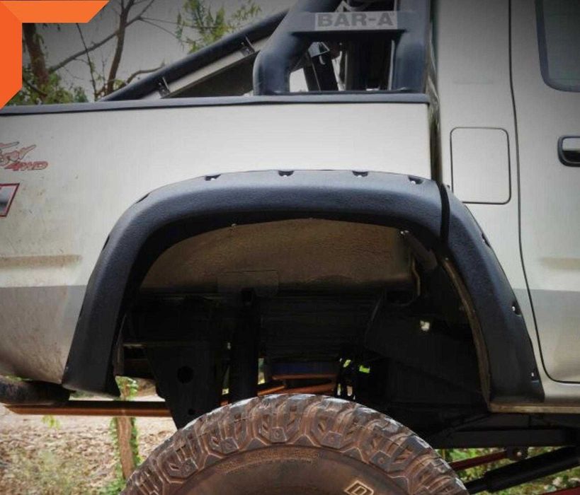 Overfendere aparatori noroi pentru toyota hilux MK4/MK5 1997-2004