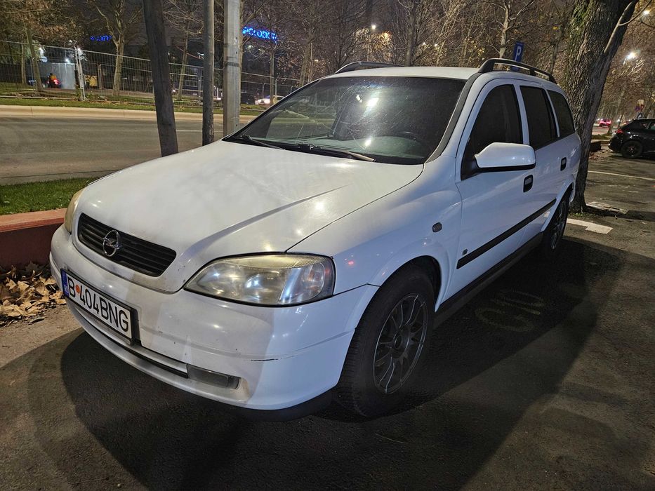 Opel Astra 2008 133.000 km 1.6 benzina break