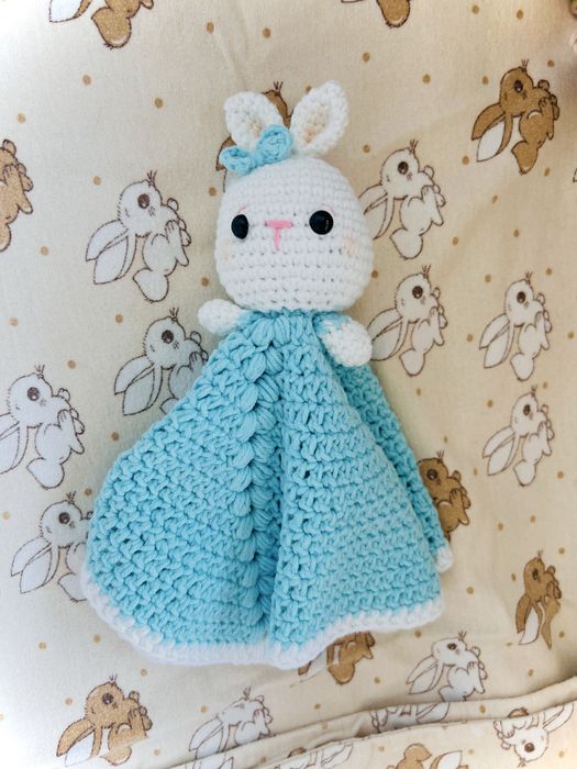 Бебешко зайче одеалце за гушкане | Ръчно плетено | Подарък за бебе | Amigurumi comforter