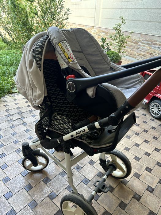 Премиум коляска Rotax