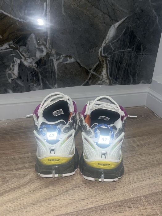 Balenciaga runner