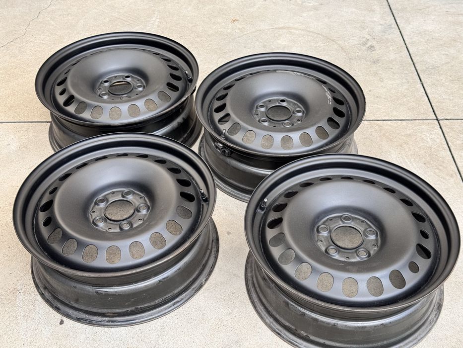 4бр железни Mercedes GLA 17цола с датчици