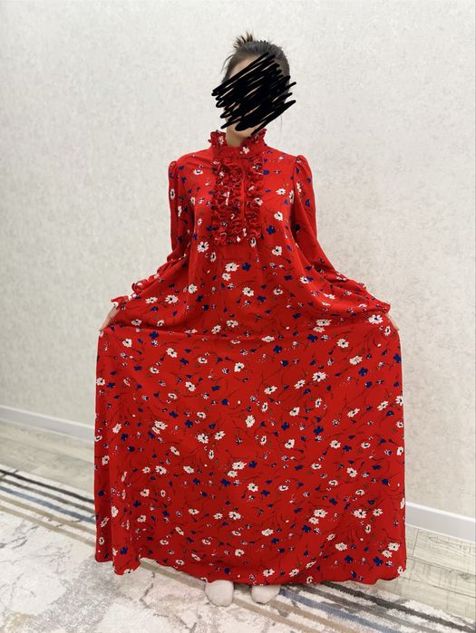 Платья 44-46рр одела пару раз