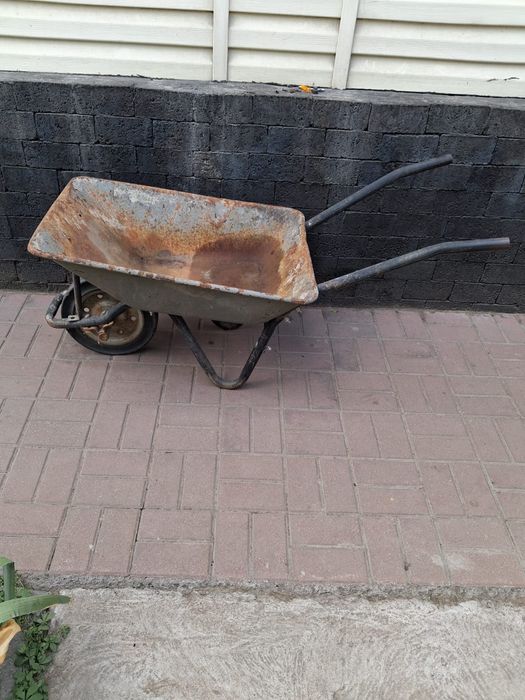 Продам тачку , тележку