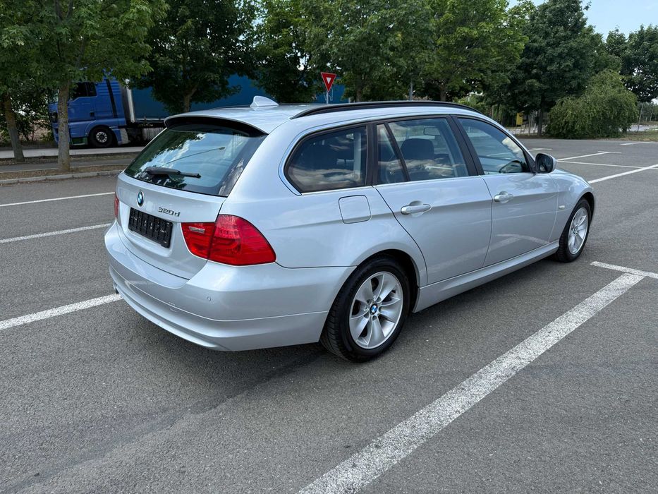BMW 3 Series 0 — imagine 3