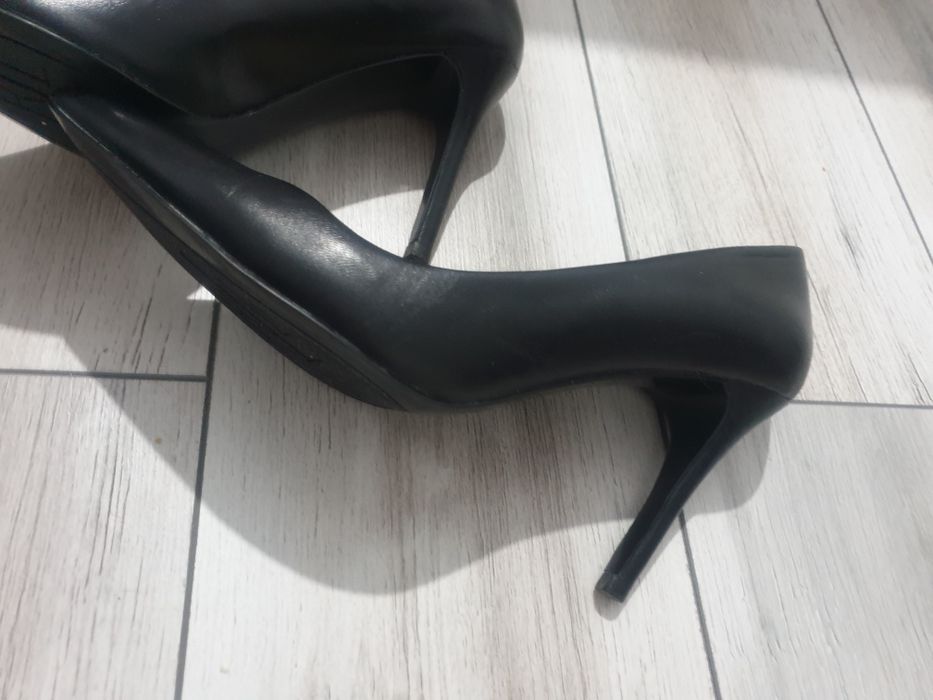 Pantofi piele naturala negri stilettoRalph lauren 36.5