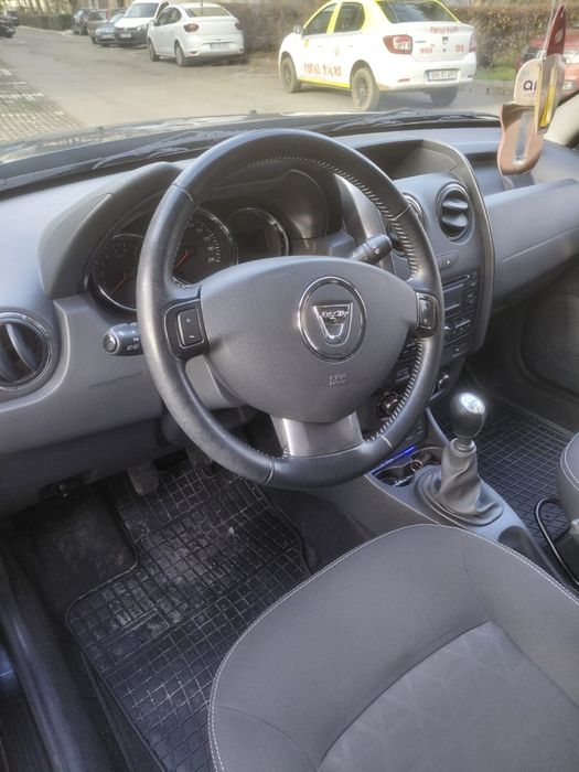 Dacia Duster 4x2 benzina