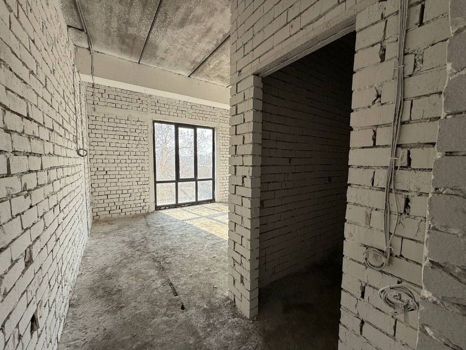 Ц 5 - 104 м2 - ор р - Эрудит- Своя