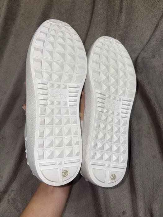 Valentino 38 Alb Roz Originali Noi Nepurtati