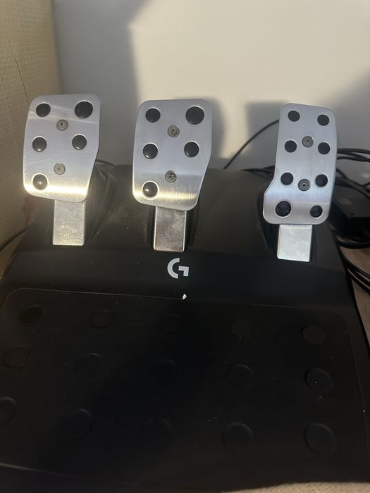 Logitech G923 + shifter