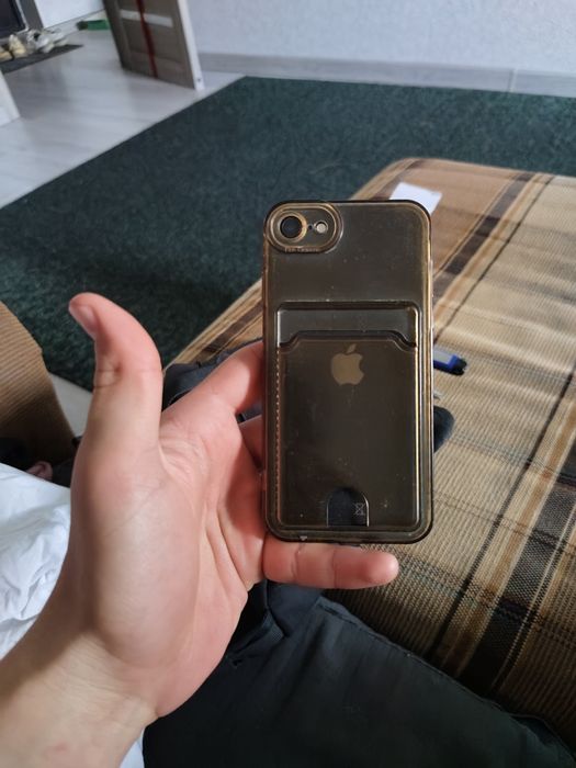 Iphone se продам