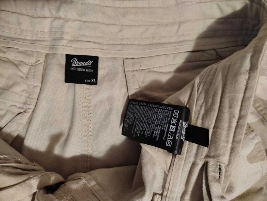 мъжки къси камуфлажни панталони XL от Camouflage (не са носени)