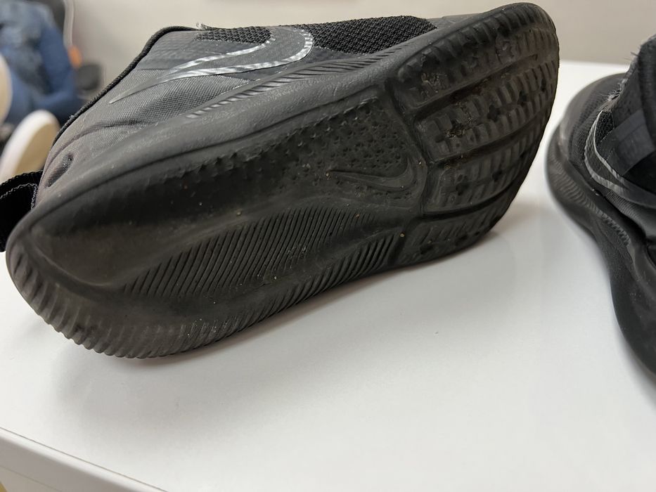 Оригинални детски маратонки Nike