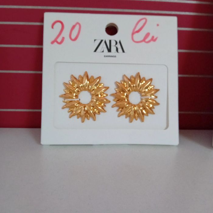 Gablonturi dama noi cu eticheta