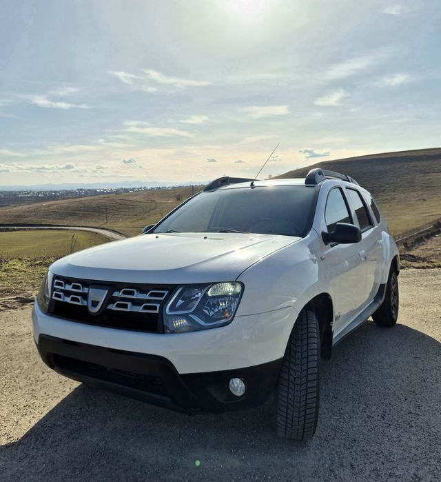Dacia Duster 4x4 1,5 diesel 2014 AC înmatriculat Ro fiscal pe loc