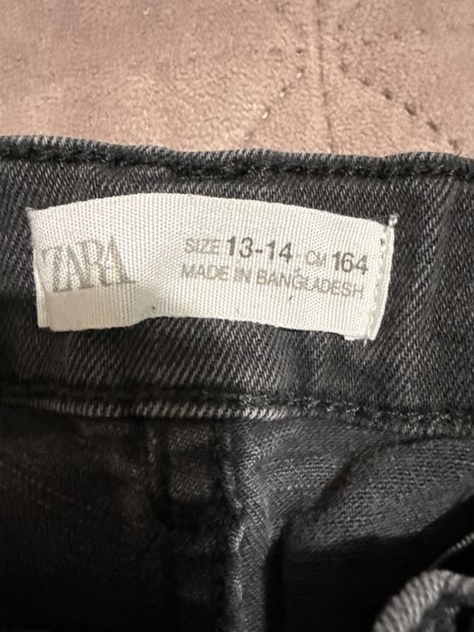 Тениска на Армани с подарък панталон и дънки