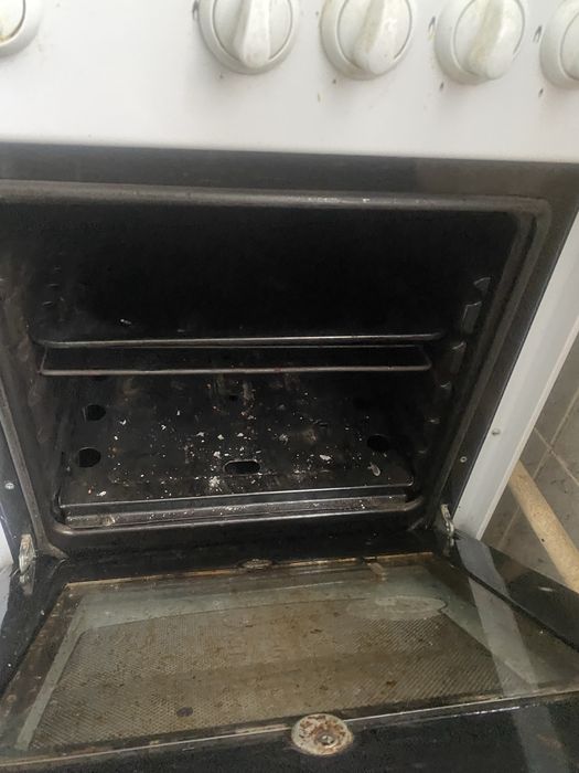 Продам газовую плиту