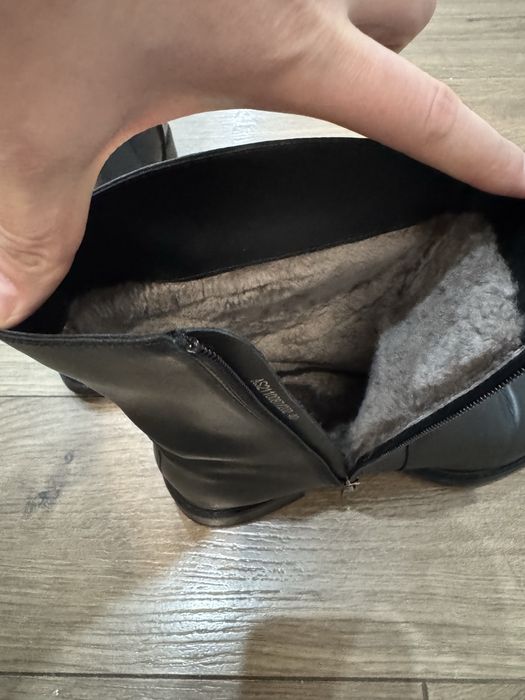 Продам полу ботинки кожанные