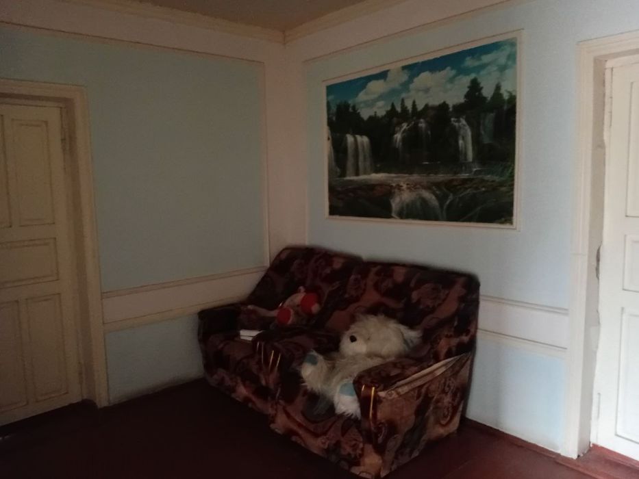 Uy sotiladi 6 ta xona Xamdam 3 xona vremika va 1 ta doʻkon bori