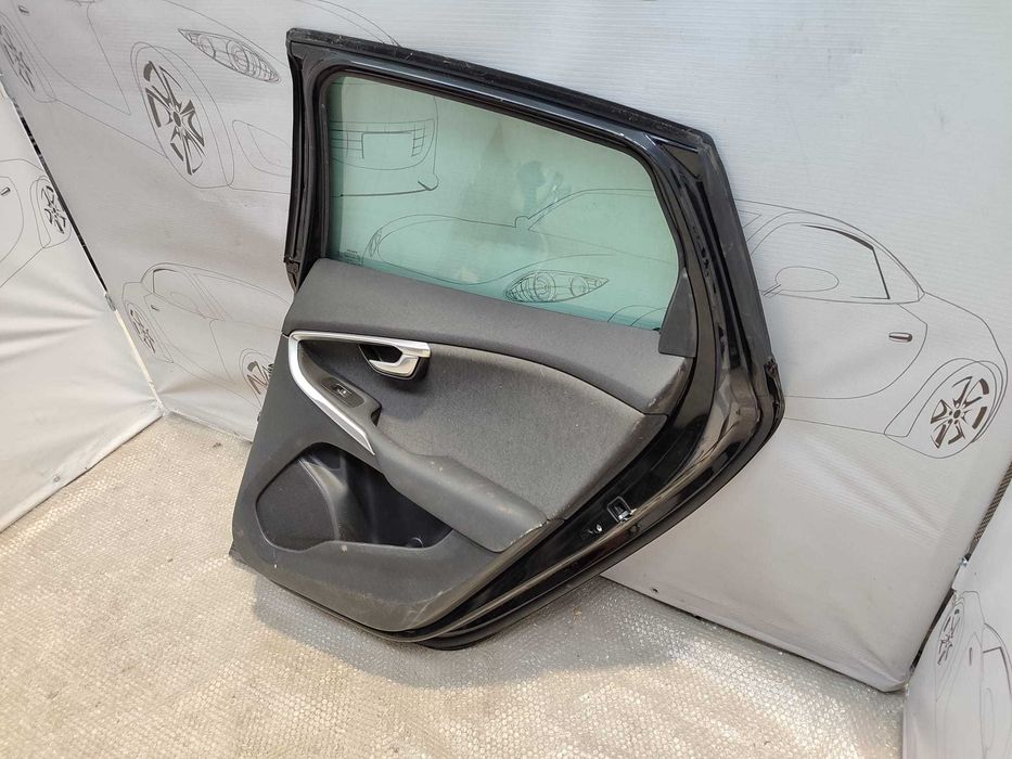 Ușă Spate Dreaptă Volvo V40 Hatchback Negru Cod Culoare Black Sapphire 45200 2015 / [2012-2019] / 32351000 (3D)