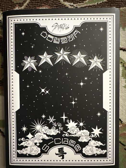 Stray kids Альбом