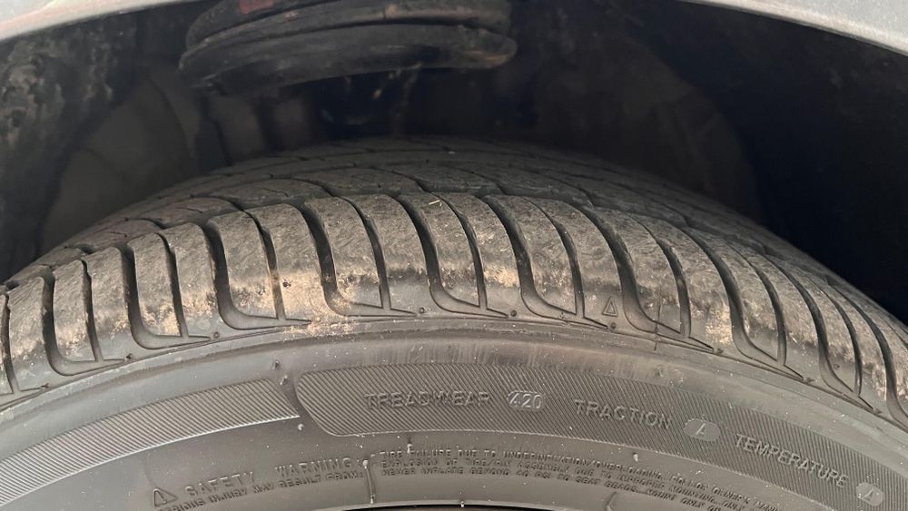 Продам летнюю шины