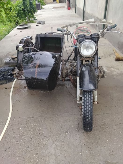 Мотоцикл sotiladi