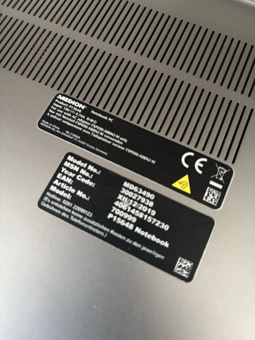 Laptop Medion i5-10th gen• Nvidia• 12gb ram• SSD 256gb