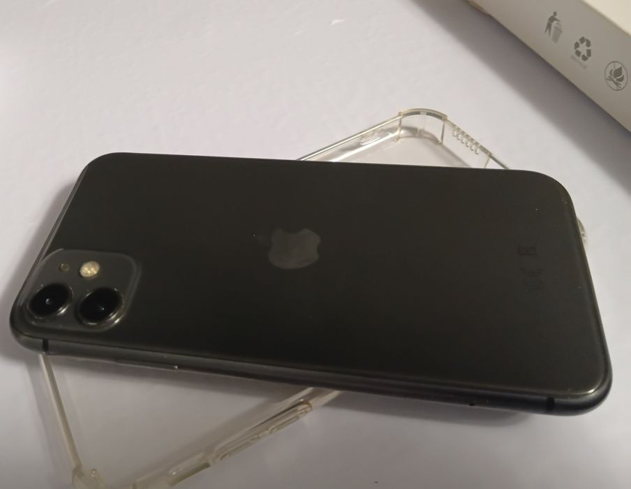 Iphone 11,  64Гб; АКБ 75%.