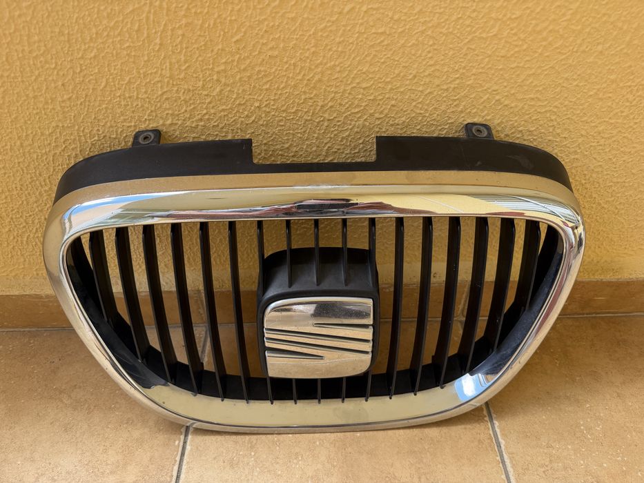Решетка за seat leon / altea