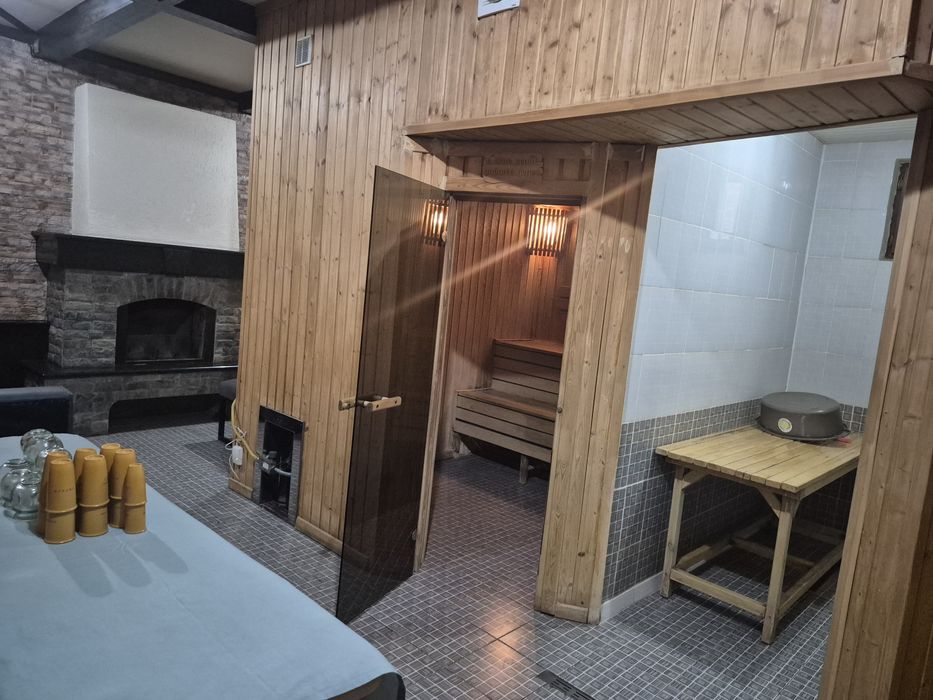 Пилинг массаж парение медовый.