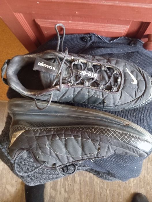 Три чифта маратонки NIKE Air max 720, 720-818