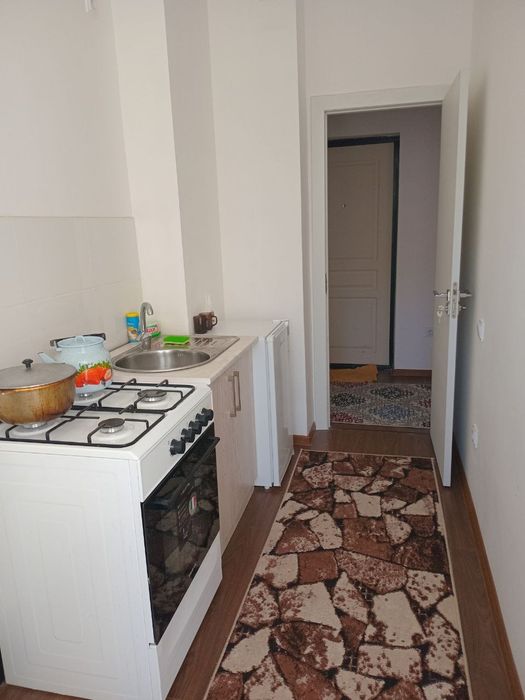 Сдаётся 1 ком квартира в чирчике Навастройка 4 этаж 2 мкн