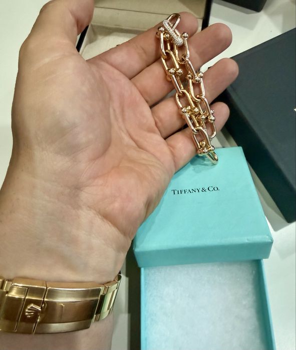 Tiffany & Co гривна 18 карата