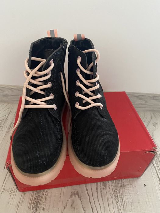 Ghetuțe fetițe noi