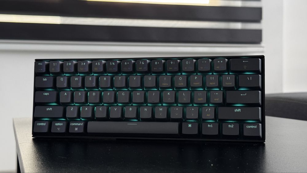 Keychron K12 Безжична Механична Клавиатура | 60% | RGB | Сини суичове