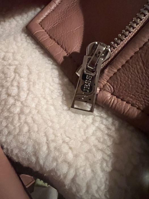 Палто и яке на гес