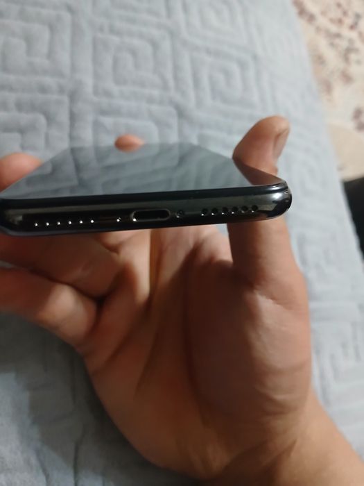 Продам iphone xr