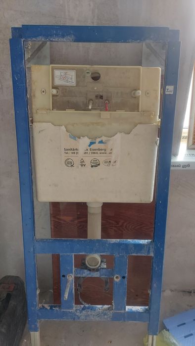 Унитаз и инсталляция Cersanit