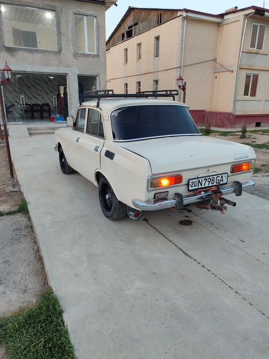 Moskvich AZLK SROCHNO Sotiladi Prisepi bilan narxi 22 million kami bor
