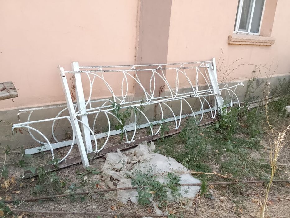 тапчан сатылады жағдайы өте жақсы. 4/250