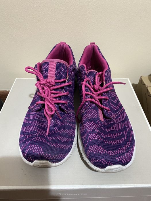 Женские летние кроссовки