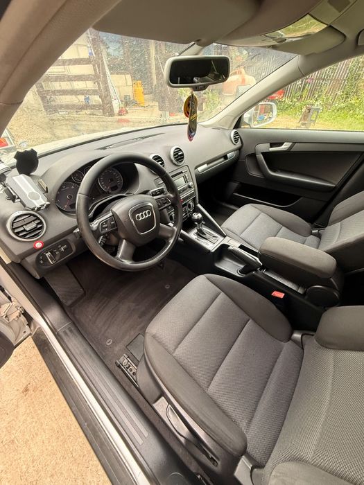 Vand Audi A3/2013  1.6 Automat Dsg Proprietar  Lumini  Led  Clima  4990€