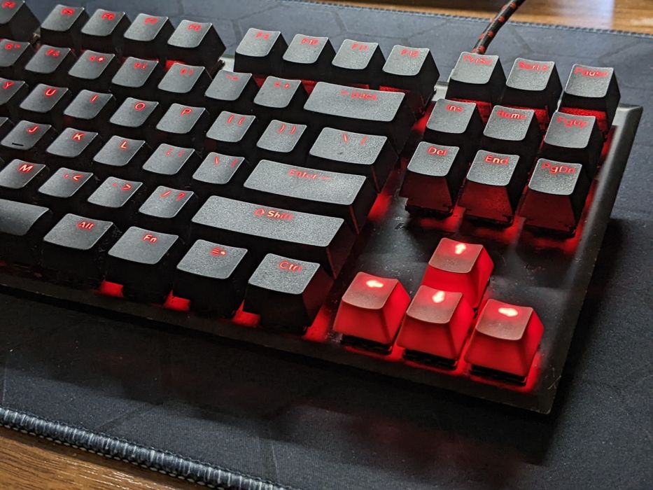 Механическая клавиатура HyperX